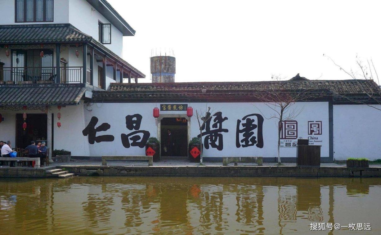 逃出魔术师的房间